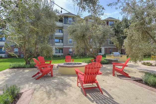 The U Apartment Davis 1