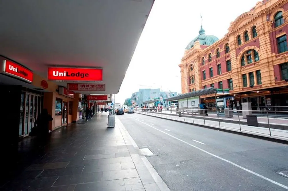 Student Living on Flinders Melbourne 1
