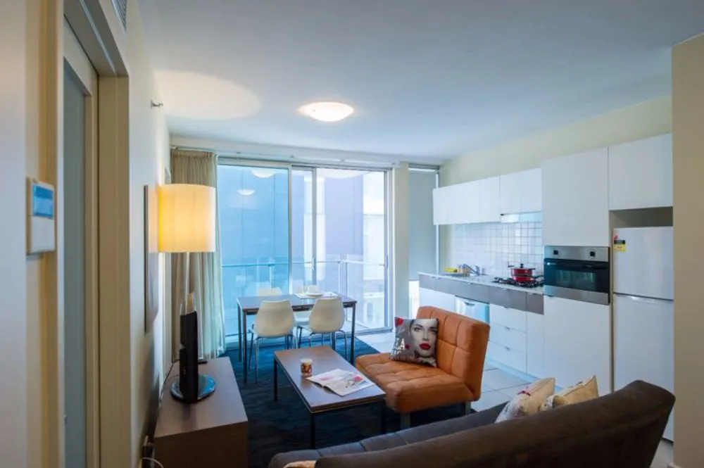 Student Living - East West Adelaide 4