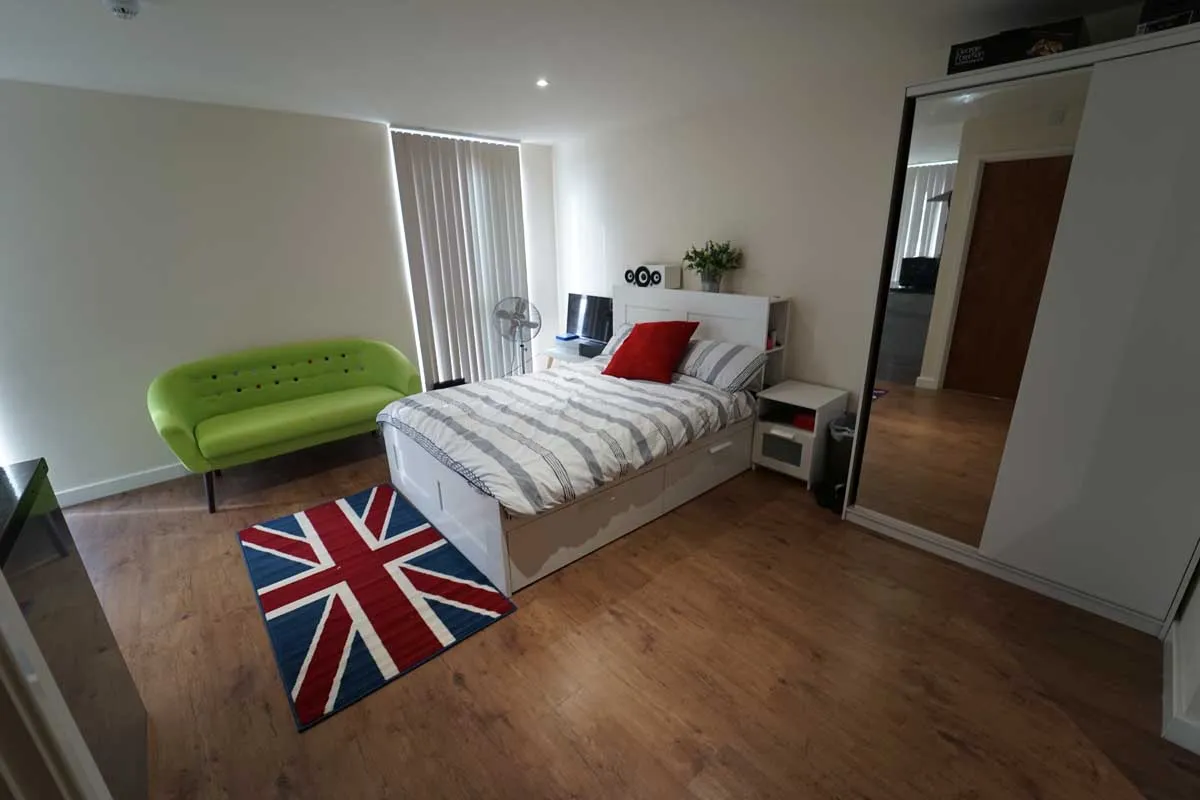 Huntingdon Street Apartments