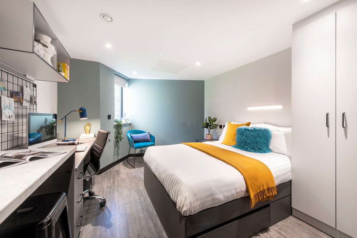Book the Best Student Accommodation in Hatfield